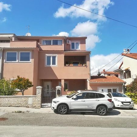 Jimmy Apartments Pula Ngoại thất bức ảnh
