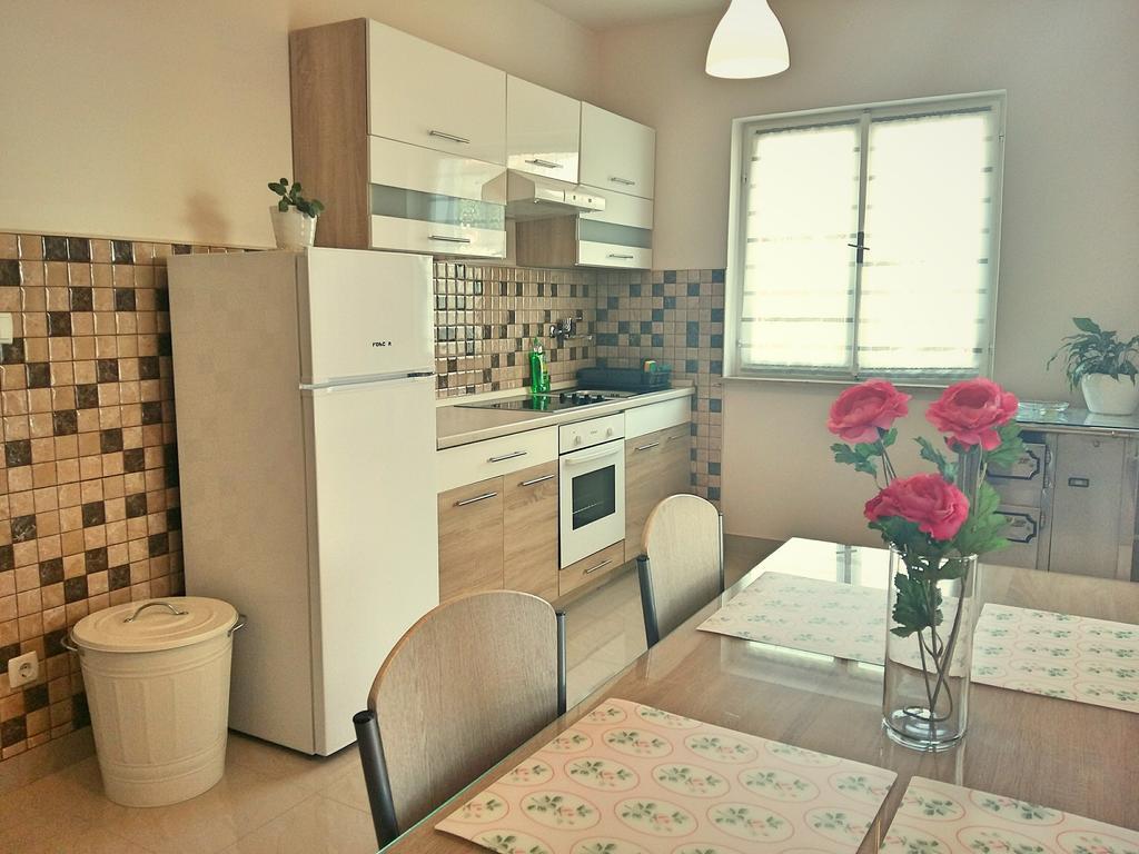 Jimmy Apartments Pula Ngoại thất bức ảnh